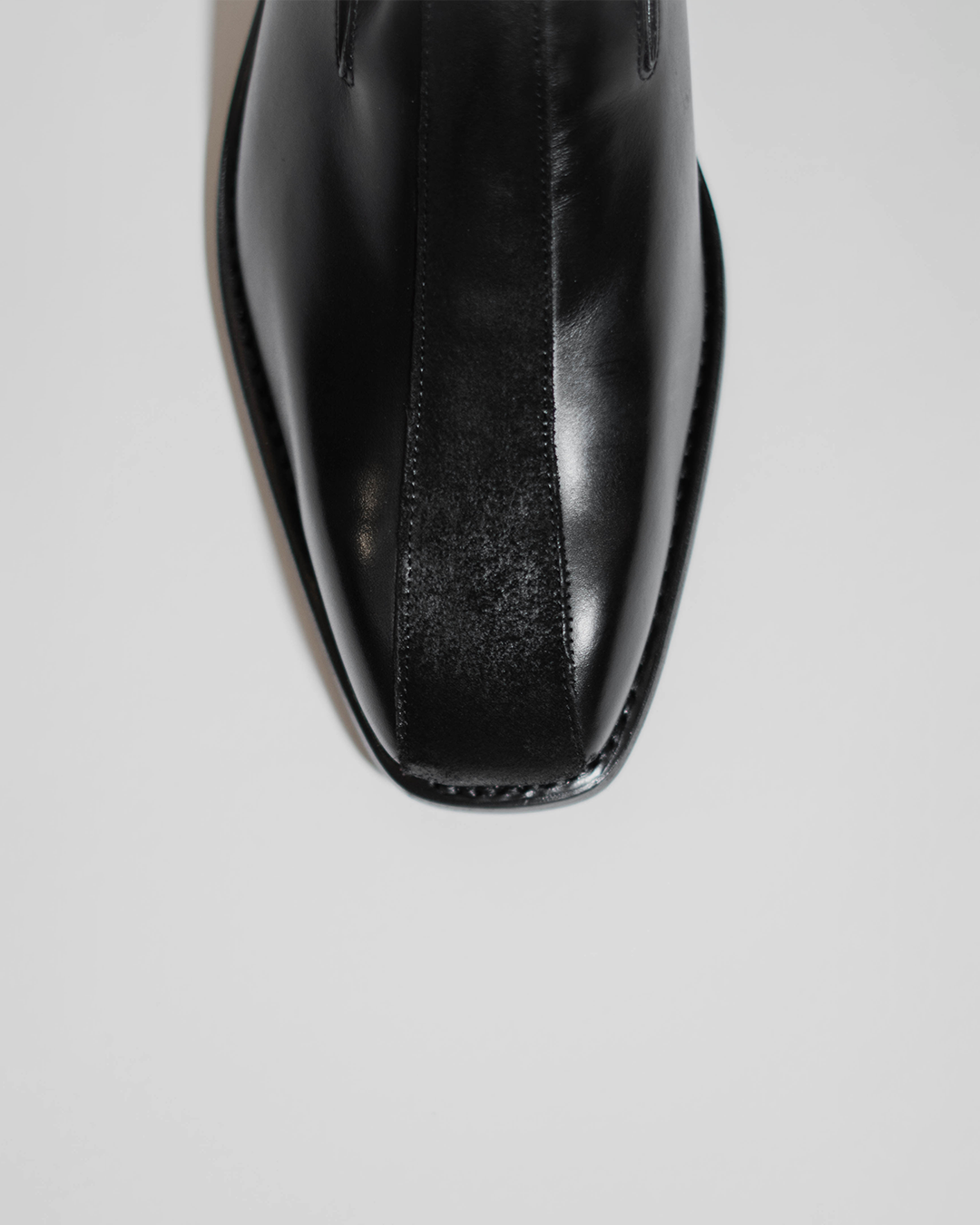 PEDESTRIAN Loafer. Black. Men