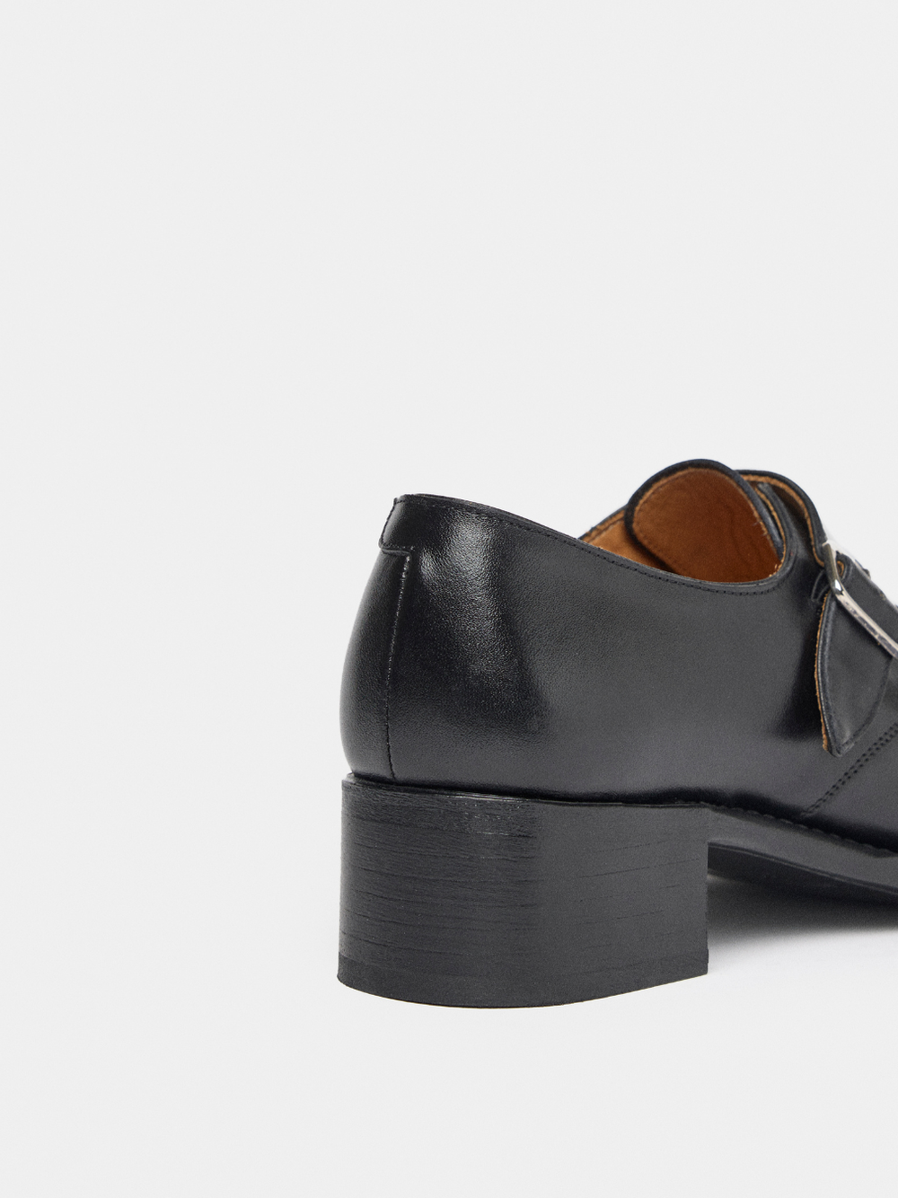 PEDESTRIAN Single Monk Strap. Black. Women
