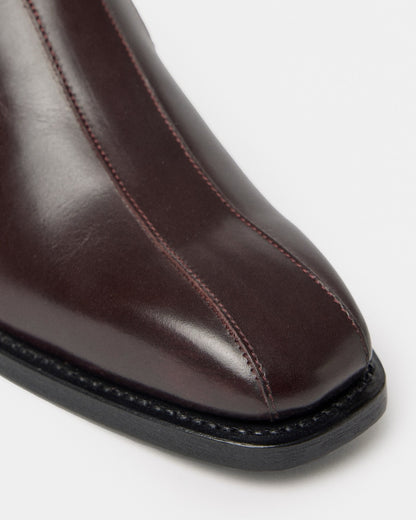 PEDESTRIAN Loafer. Bordeaux. Men