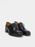 PEDESTRIAN Brogue Oxford. Black. Men