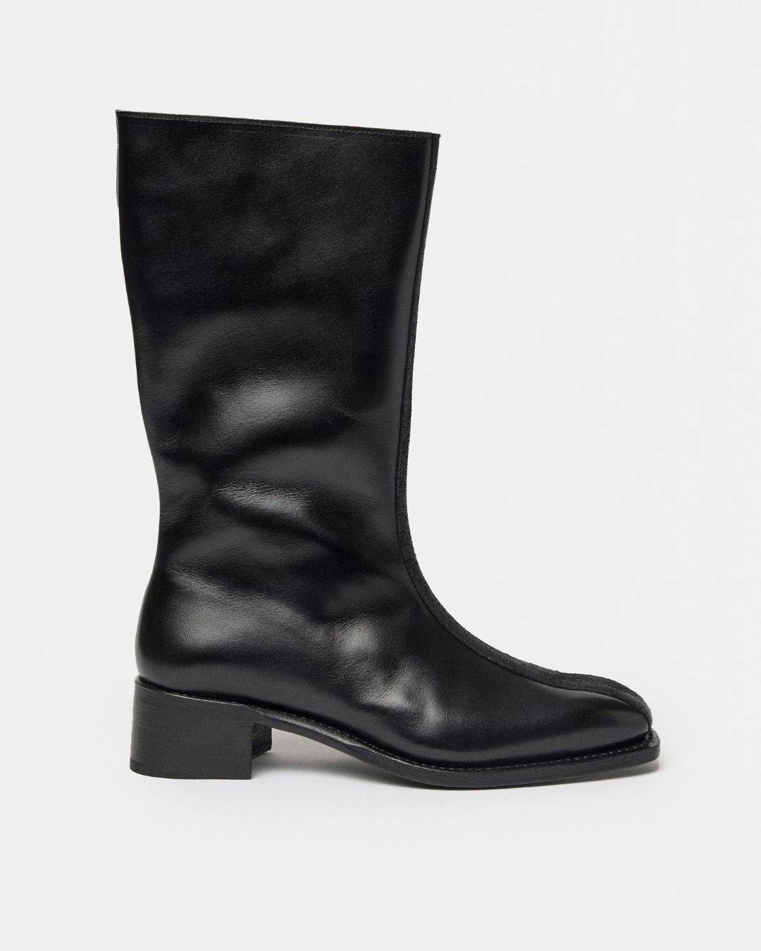 PEDESTRIAN Boot. Black. Women