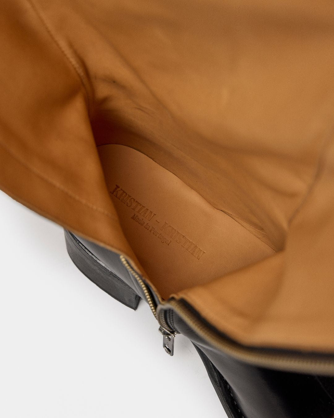 PEDESTRIAN Boot. Black. Women