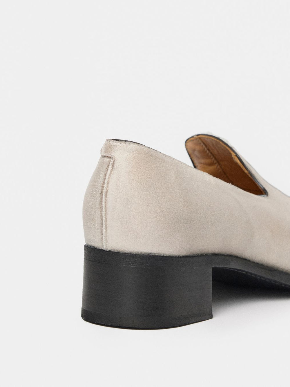 PEDESTRIAN Loafer. Dirty White. Men.