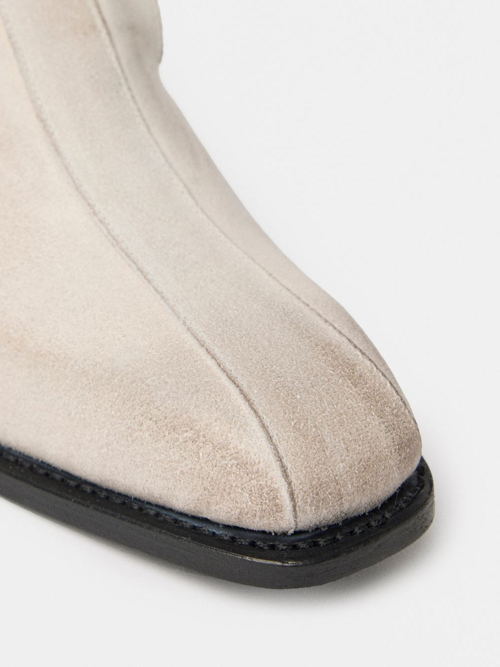 PEDESTRIAN Loafer. Dirty White. Men.