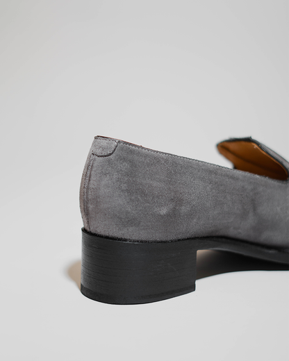 PEDESTRIAN Loafer. Grey. Men.