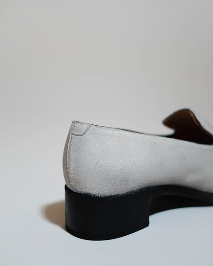 PEDESTRIAN Loafer. Dirty White. Men.